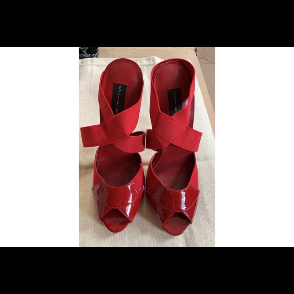 Steve Madden Sandals